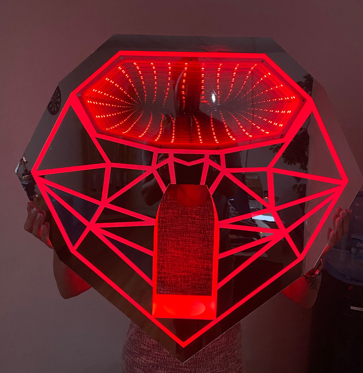 Infinity Diamond Bottle Presenter