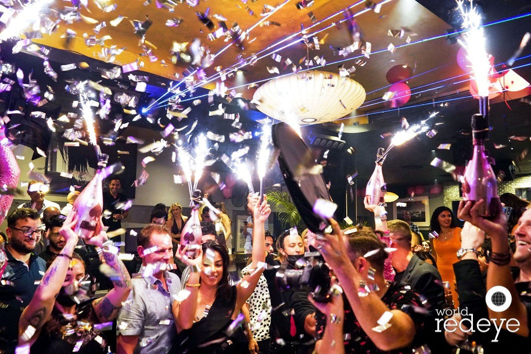 30" Confetti Cannon - Metallic Silver