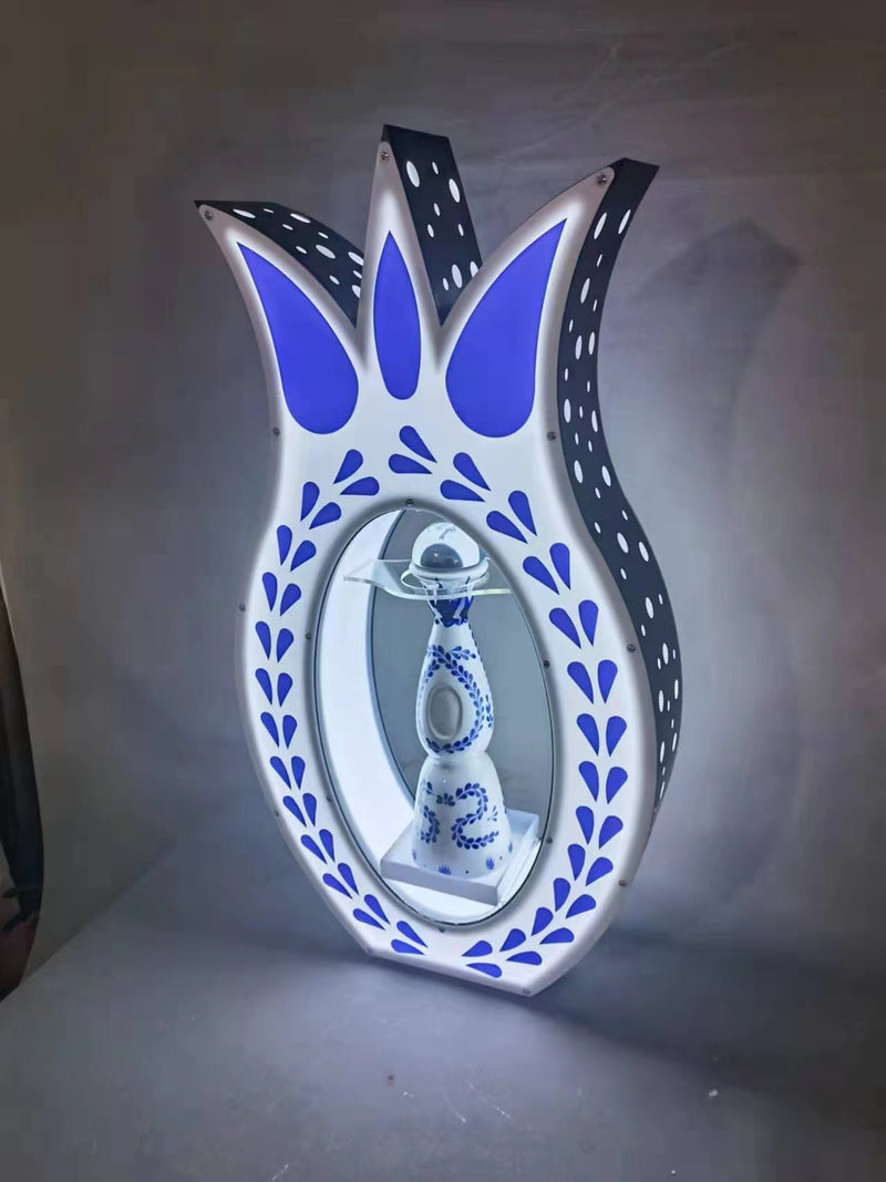 Clase Azul LED bottle Presenter