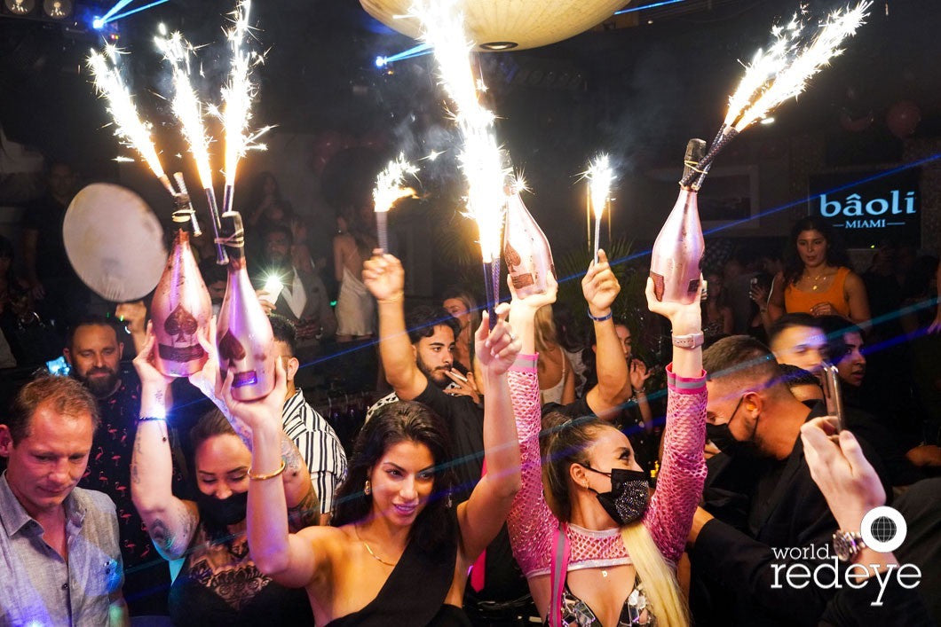 Bulk Discount Champagne Bottle Sparklers Wholesale